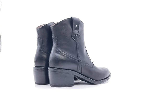 NeroGiardini Stivaletto texano donna pelle nera tacco medio zip