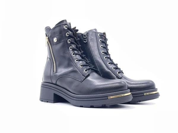 NeroGiardini Anfibio donna pelle nera zip laterale tacco comodo