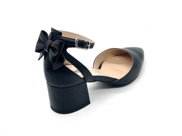 NERO GIARDINI Décolleté donna con cinturino in pelle nappa Nera