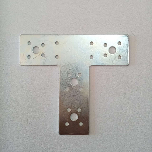 Piastra di fissaggio zincata a T 145x158mm per ancoraggi di travi legno