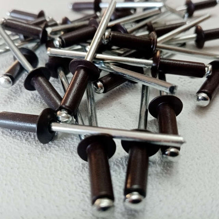 Rivetti alluminio 4,0x14mm - 100pz testa di moro modello a strappo