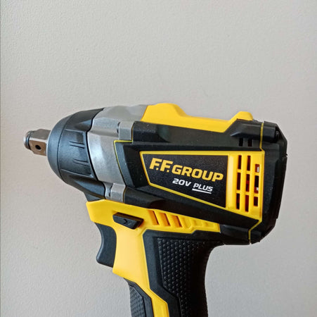 FF-Group CΙW/300-BL 20V PLUS avvitatore a massa battente a batteria uso semi professionale