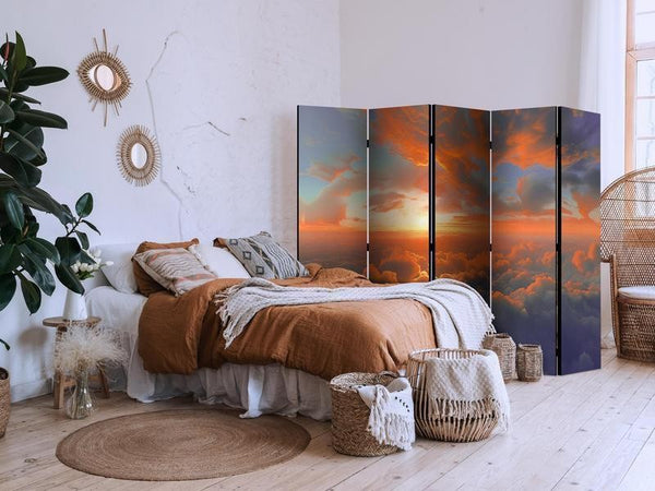 Paravento - When Dawn Tickles the Clouds: A Color Spectacle on the Morning Sky