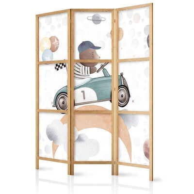 Paravento giapponese - Galactic Races - Bear Participating in Car Races Among Planets - Clouds - and Stars in Pastel Col