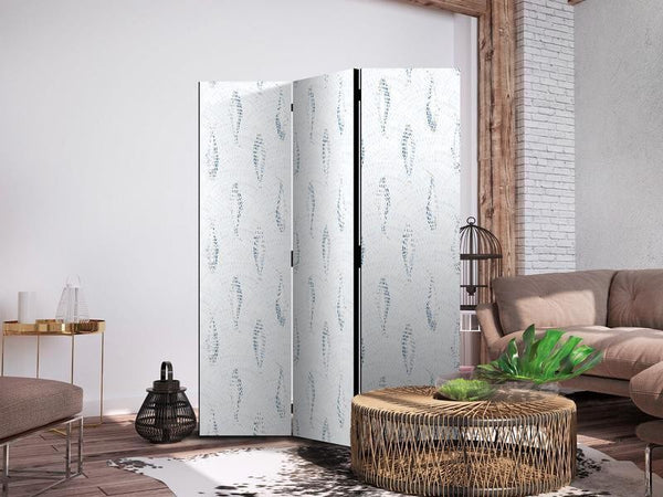Paravento - Delicate Blue Fish - Mosaic Fish in Subtle Blue Color Shades with an Arched Pattern in the Background