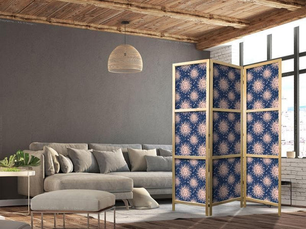 Paravento giapponese - Sunny Patterns - Repeating Sun Motif on a Navy Background