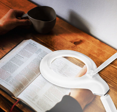 Lampada LED da Tavolo con Lente d'ingrandimento a 3 e 12 Diottrie