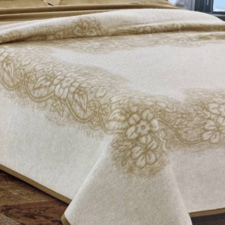 Coperta matrimoniale in pura lana Nuvola