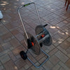 Carrello avvolgitubo da giardino su ruote