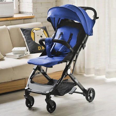 Passeggino Easy Ultra Leggero Blu Chiusura Facilitata Salvaspazio Portata 15 kg