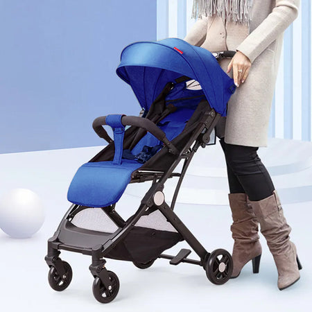 Passeggino Easy Ultra Leggero Blu Chiusura Facilitata Salvaspazio Portata 15 kg
