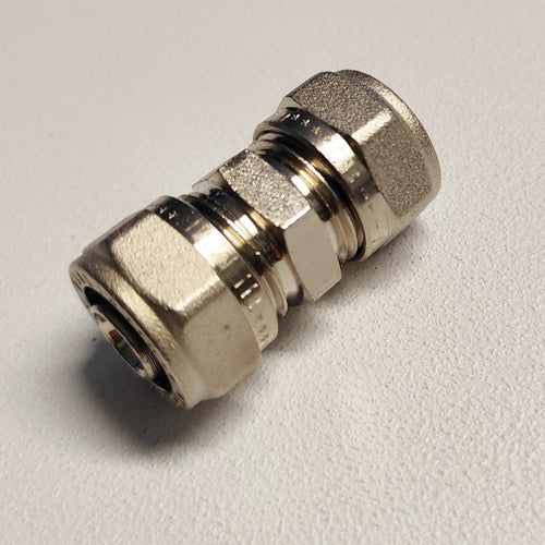 Raccordo 26x26mm diritto doppio manicotto a stringere per tubo multistrato