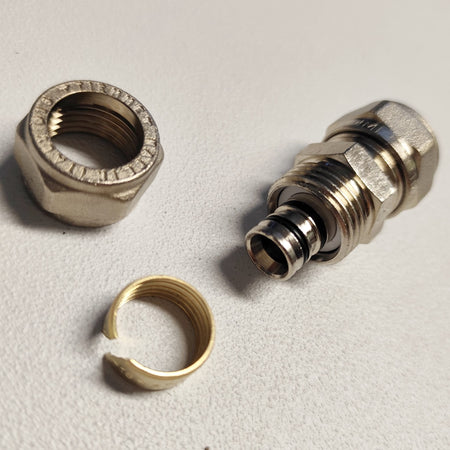 Raccordo 20x20mm diritto doppio manicotto a stringere per tubo multistrato