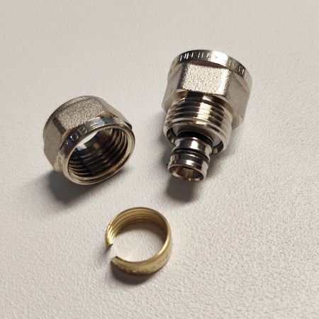 Raccordo 16x1/2'' diritto F femmina a stringere per tubo multistrato