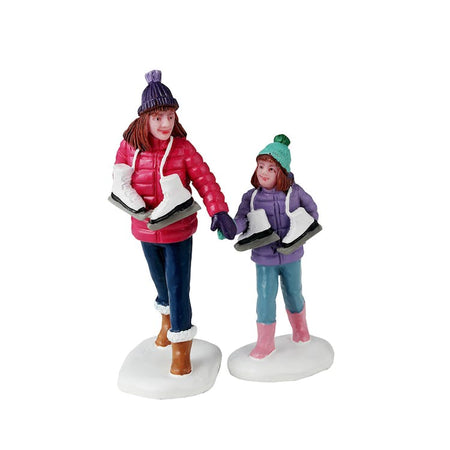 Personaggi per villaggio di Natale "Skating Sisters" in Resina
