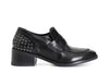 MOCASSINO IN PELLE CON BORCHIE