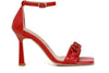 SANDALO CON ACCESSORIO CATENA