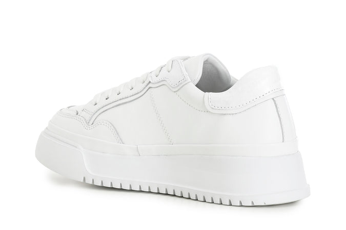SNEAKERS IN PELLE