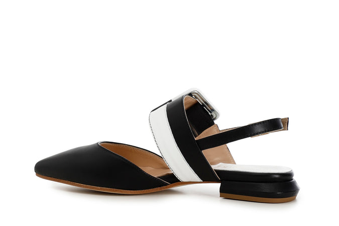 BALLERINA IN PELLE CON FIBBIA