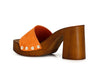 ZOCCOLO CON FASCIA IN PELLE SCAMOSCIATA