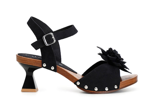 SANDALO IN PELLE SCAMOSCIATA CON FIORE