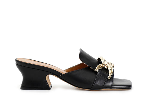 CIABATTA IN PELLE CON CATENA