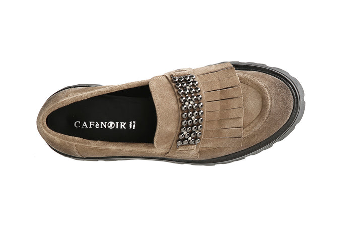 MOCASSINO CON FRANGIA E ACCESSORIO IN PELLE SCAMOSCIATA