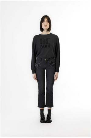 DENIM CROPPED FLARE CON PERLE ALLE TASCHE