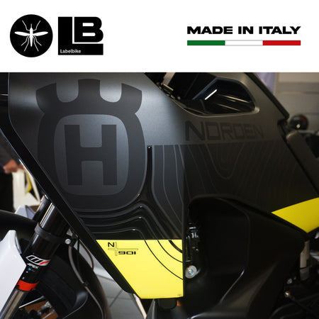 Adesivi 3D Deflettori laterali serbatoio compatibili con Husqvarna Norden 901