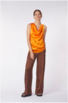 TOP CON SCOLLO DRAPPEGGIATO