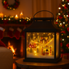 Lanterna in metallo con scena natalizia con luci Led per decorazione ambiente