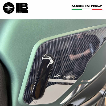 Adesivi 3D Protezioni laterali serbatoio compatibili con Benelli Leoncino 800