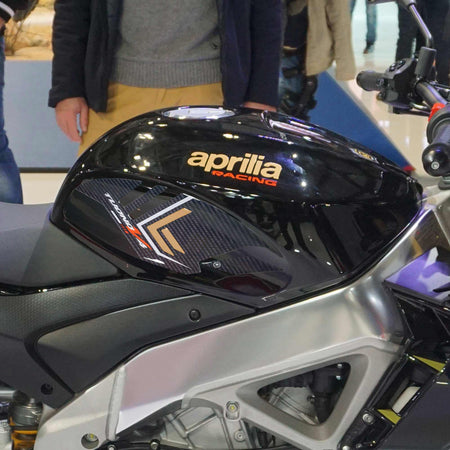 Adesivi 3D Protezioni Laterali serbatoio moto compatibili con Aprilia Tuono V4