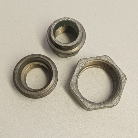 Raccordo FF 1''+1/2 bocchettone conico a 3 pezzi di ghisa zincata malleabile