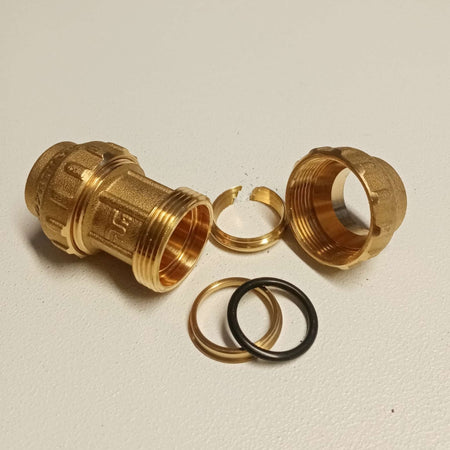 Raccordo 40x40 manicotto di giunzione in ottone con tenuta O-ring ed ogiva in ottone