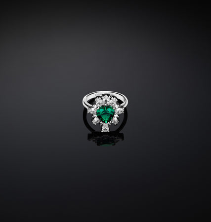 CHIARA FERRAGNI @ -  ANELLO CUORE EMERALD