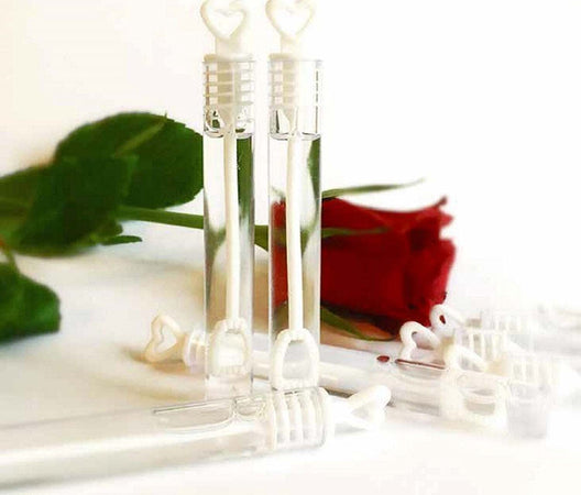 48 BOTTIGLIE BOLLE DI SAPONE WEDDING MATRIMONIO SPOSI CON MANICO A CUORE Casa e cucina/Hobby creativi/Materiali per hobby creativi/Forniture per feste/Decorazioni nozze/Bomboniere Trade Shop italia - Napoli, Commerciovirtuoso.it