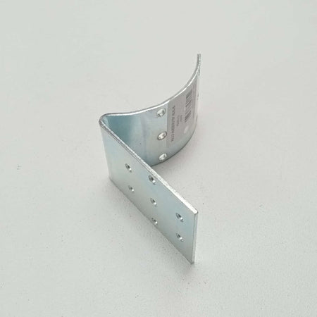 Piastra 80x80mm ad angolo per giunzione di pali tondi e quadri zincata bianca