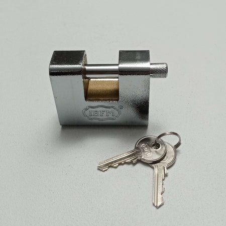 IBFM lucchetto corazzato da 60mm con blindatura integrale in acciaio corpo in ottone