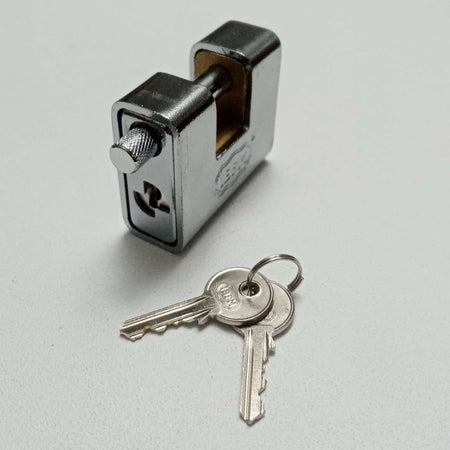 IBFM lucchetto corazzato da 90mm con blindatura integrale in acciaio corpo in ottone