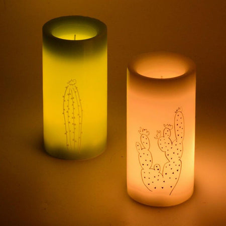 Candela led con cactus colorazione bianca luce calda h 20 cm con telecomando timer