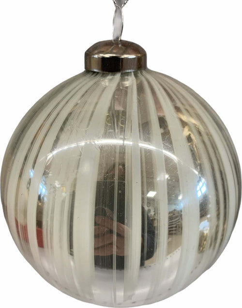 5 palline natalizie in vetro Argento Spennellate da Ø 10 cm, Pendaglio Tinta Unita Casa e cucina/Decorazioni per interni/Addobbi e decorazioni per ricorrenze/Decorazioni natalizie/Addobbi e decorazioni/Palle e palline MagiediNatale.it - Altamura, Commerciovirtuoso.it