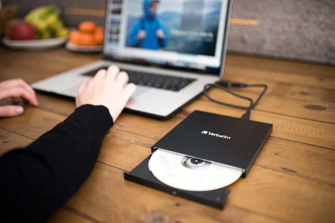 Lettore CD/DVD Esterno Slim USB 3.2 Gen1 con Porta USB-C
