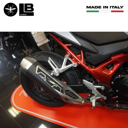 Adesivo resinato 3D Protezione marmitta moto compatibile con Honda Hornet 2023-2024