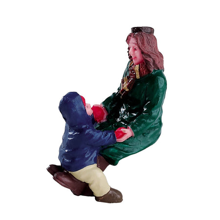 Mamma e figlio sulla panchina, personaggio per villaggio di Natale in poliresina