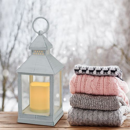 Lanterna Bianco anticato da interno con candela a batteria effetto fiamma h 24 cm