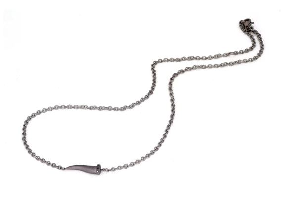 MANO J - COLLANA LINEA CHARMS CON CORNETTO IN TITANIO, 5 DIAMANTI BLACK E CATENA