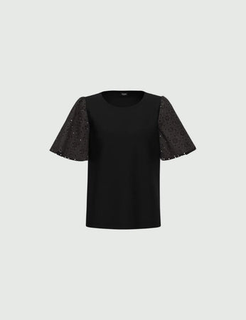 T-shirt net nera con sangallo