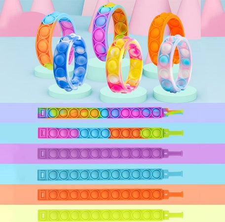 6 Braccialetti Antistress Arcobaleno Bolle Aria In Silicone Gioco Bambini Adulti Giocattoli e infanzia > Abbigliamento e Accessori > Giocattoli e Modellismo > Orologi e gioielli > Bracciali e Collane > Giochi per Bambini Trade Shop italia - Napoli, Commerciovirtuoso.it