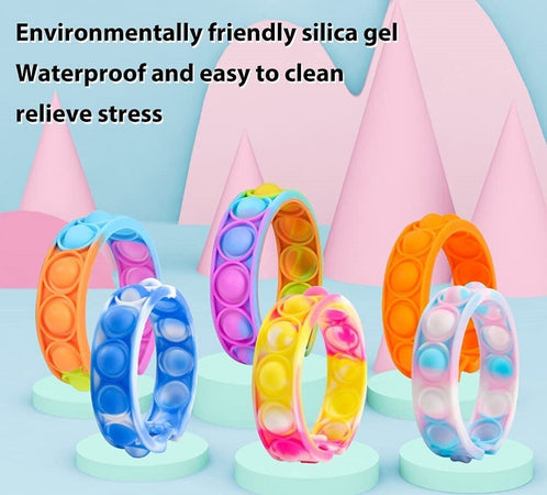 6 Braccialetti Antistress Arcobaleno Bolle Aria In Silicone Gioco Bambini Adulti Giocattoli e infanzia > Abbigliamento e Accessori > Giocattoli e Modellismo > Orologi e gioielli > Bracciali e Collane > Giochi per Bambini Trade Shop italia - Napoli, Commerciovirtuoso.it